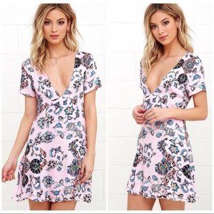 Some Days Lovin Women's Dress, Pink Size M Floral Like Minds Mini